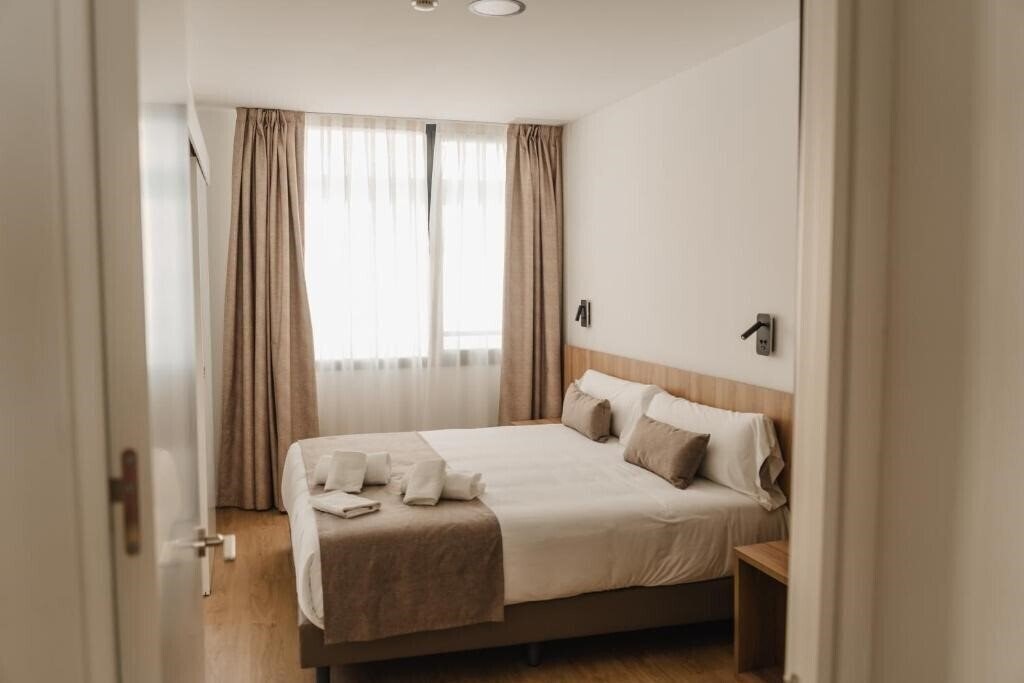 Zdjęcie Eszentrico Suites Jerez 4*