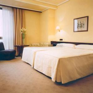 Фото Barcelo Hotel Gasteiz 4*