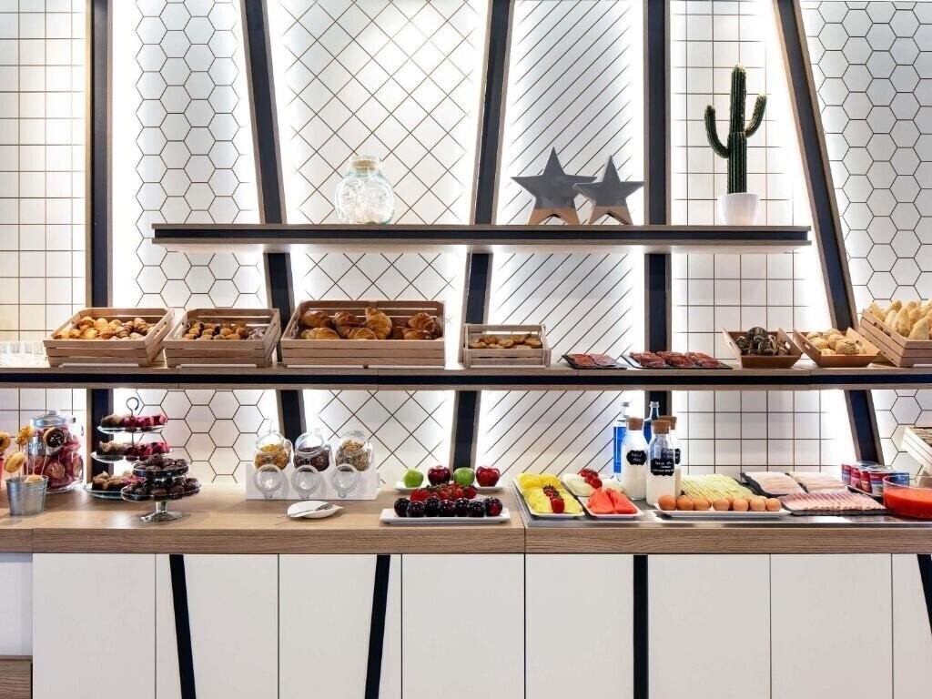 Zdjęcie Ibis Styles A Coruna 4*