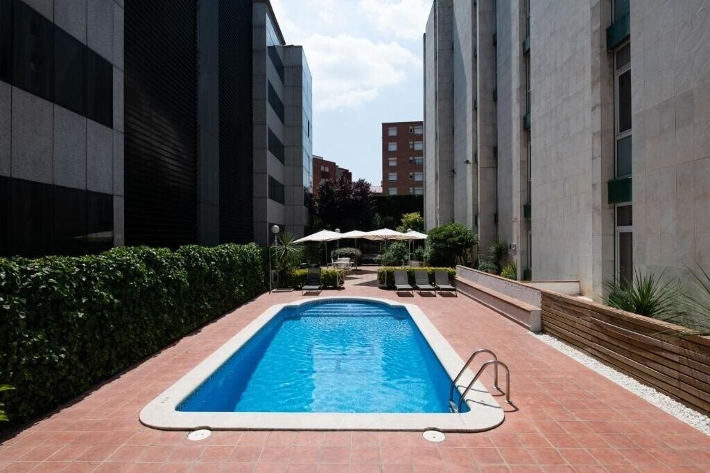 Hotel Catalonia Bristol 3*