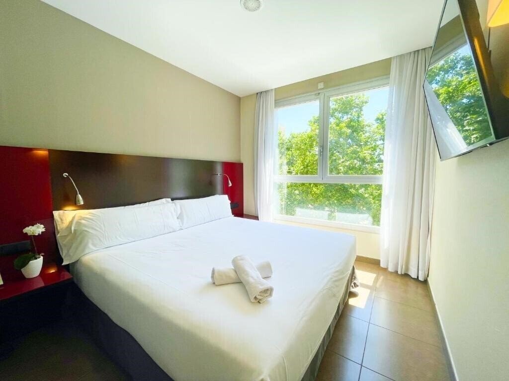 Zdjęcia Teatre Auditori 3*