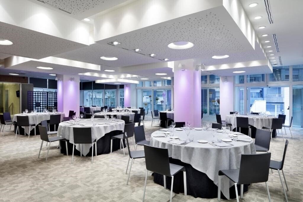 Zdjęcie Melia Barcelona Sarria 5*