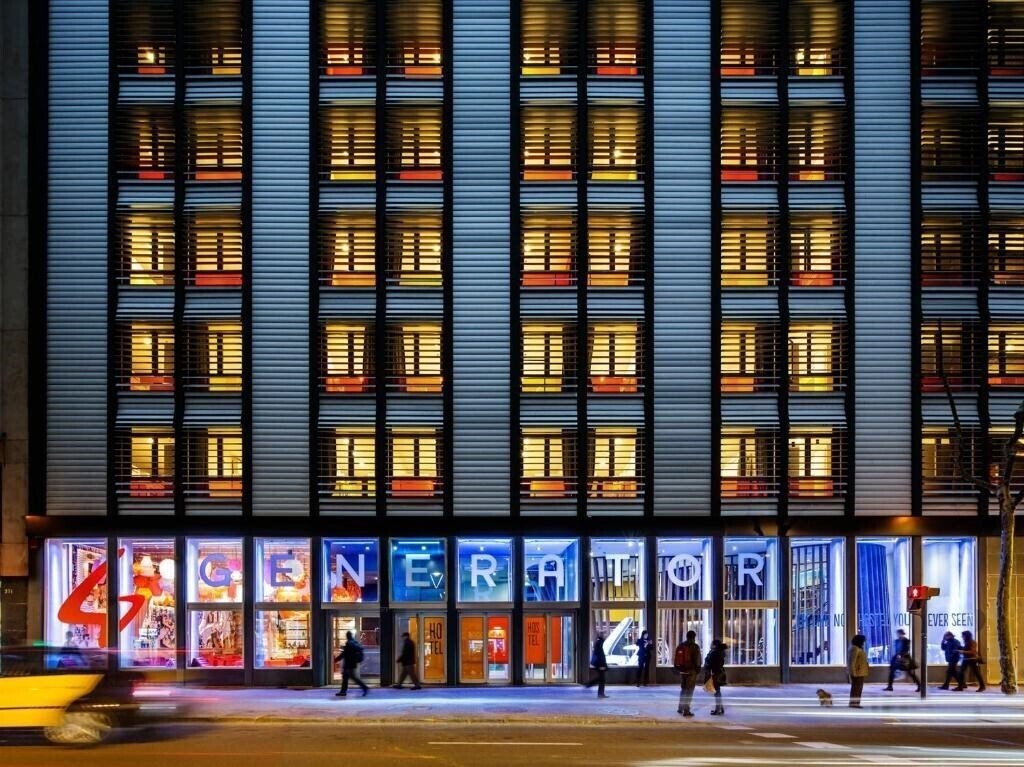 Готель Generator Hostel Barcelona хостел