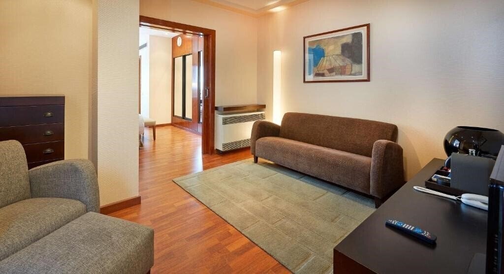 Зображення NH Barcelona Entenza (ex. NH Sants Center NH Forum) 3*