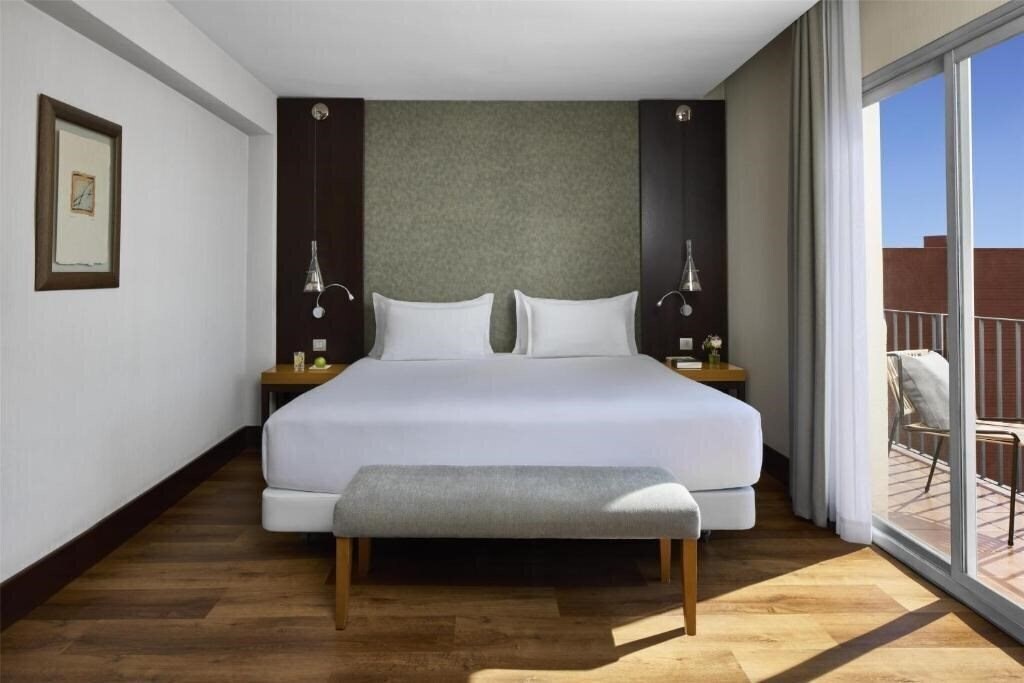 Картинка NH Barcelona Stadium (ex. NH Rallye) 3*