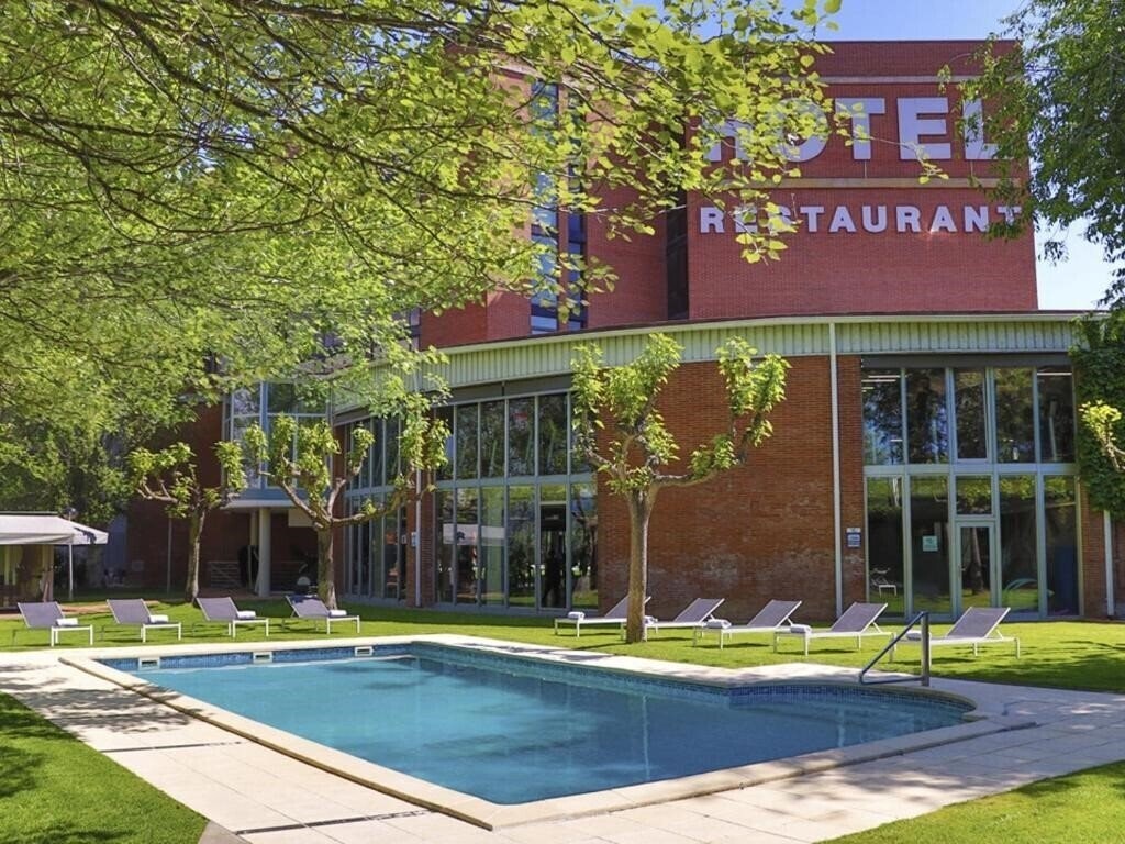 Hotel Ciutat Granollers 4*