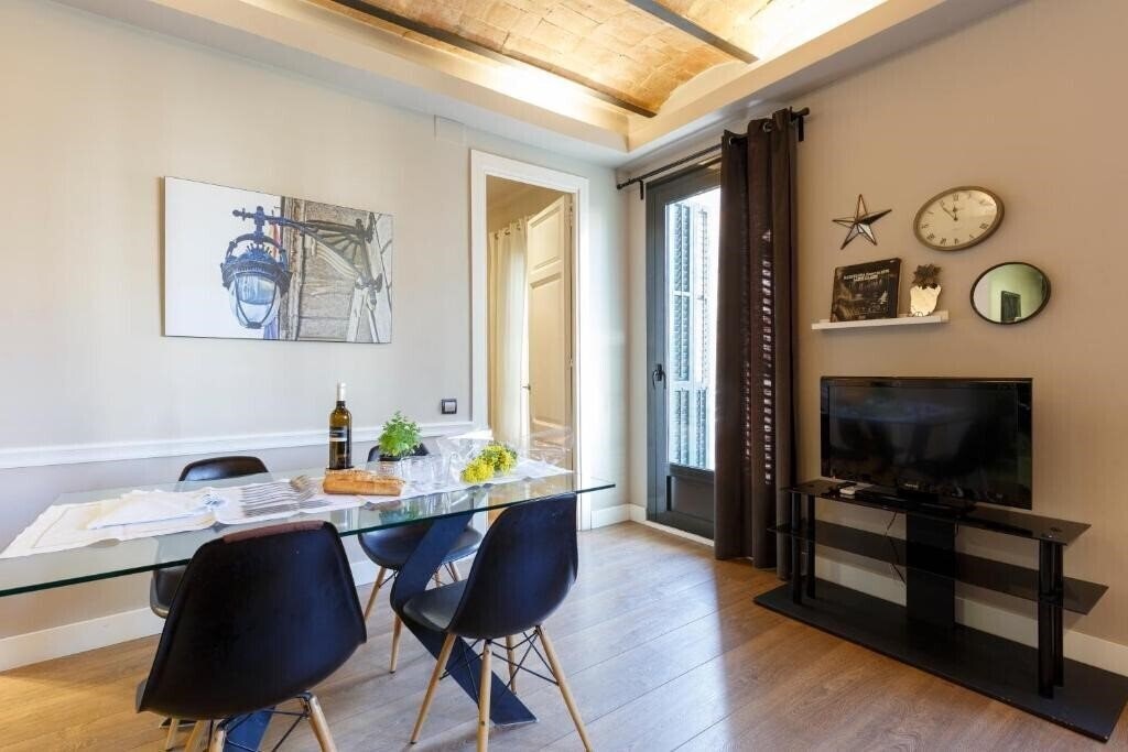 Zdjęcie Ainb Eixample Miro апартаменты