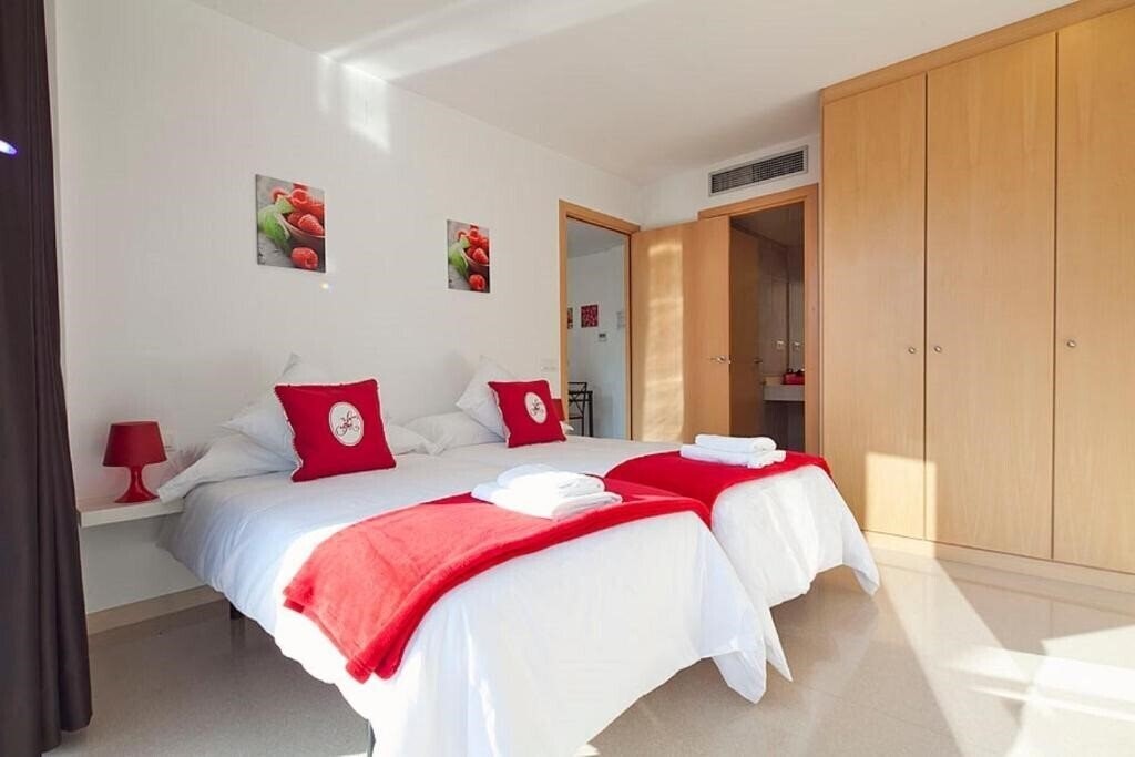 Hotel Charmsuites Nou Rambla апартаменты