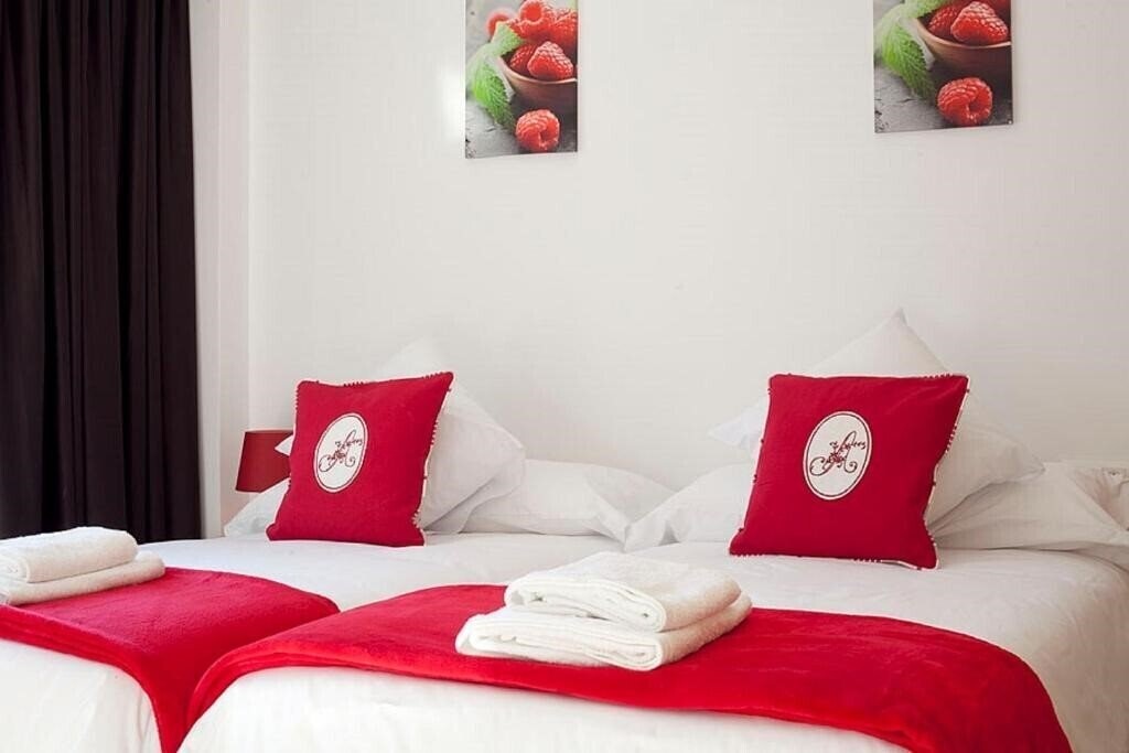 Zdjęcia Charmsuites Nou Rambla апартаменты