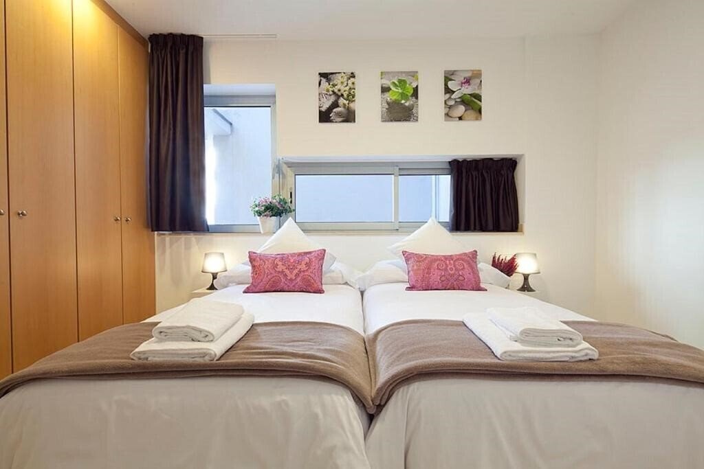 Zdjęcie Charmsuites Nou Rambla апартаменты