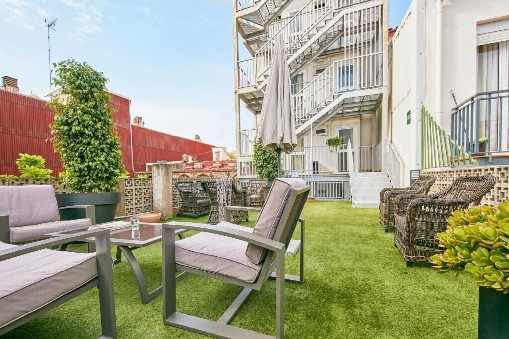 Готель Transit 1*