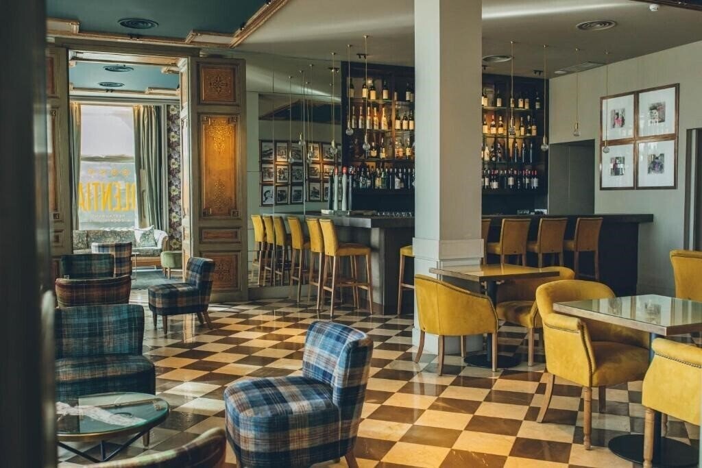 Zdjęcia Duquesa De Cardona 4*