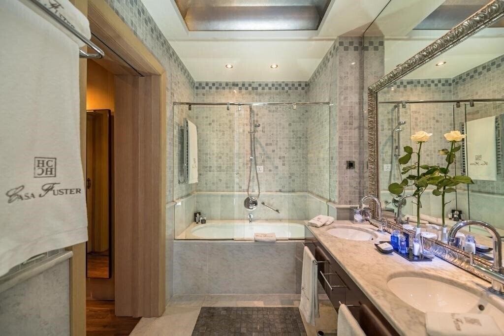 Zdjęcie Casa Fuster 5*