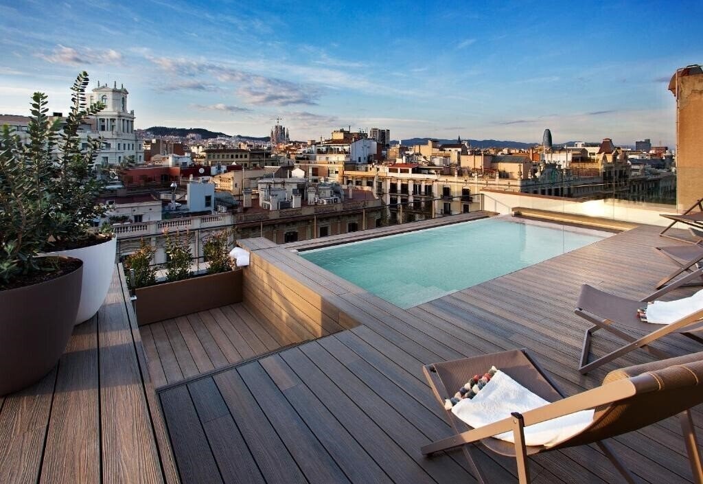 Hotel Vincci Gala 4*