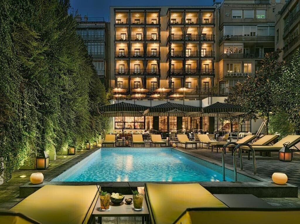Hotel H10 Metropolitan 4*