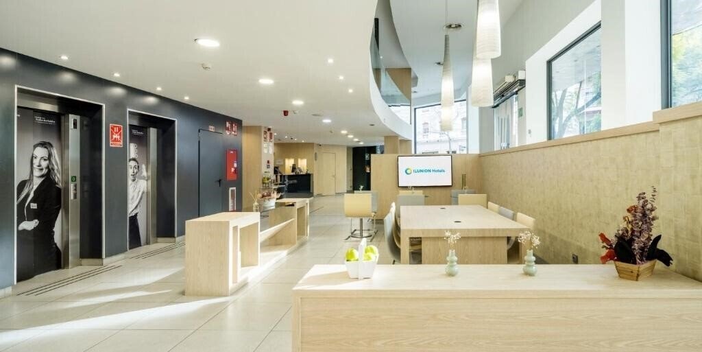 Фотография Ilunion Auditori 3*