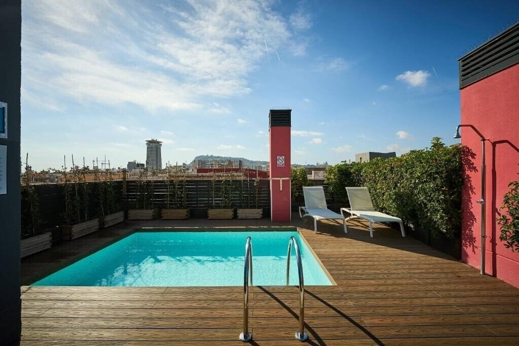 Hotel Catalonia Avinyo 3*