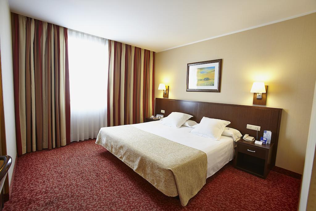 Готель HCC Open 3*