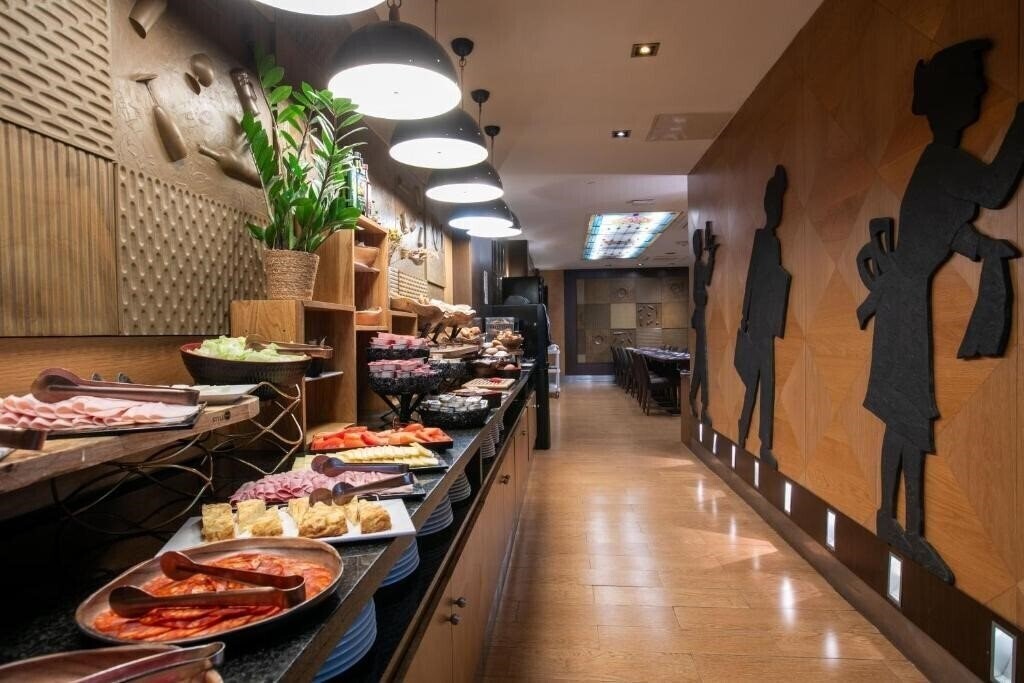 Фотографія Evenia Rocafort 3*