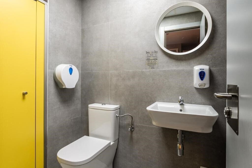 Zdjęcie Sun & Moon Hostel 1*