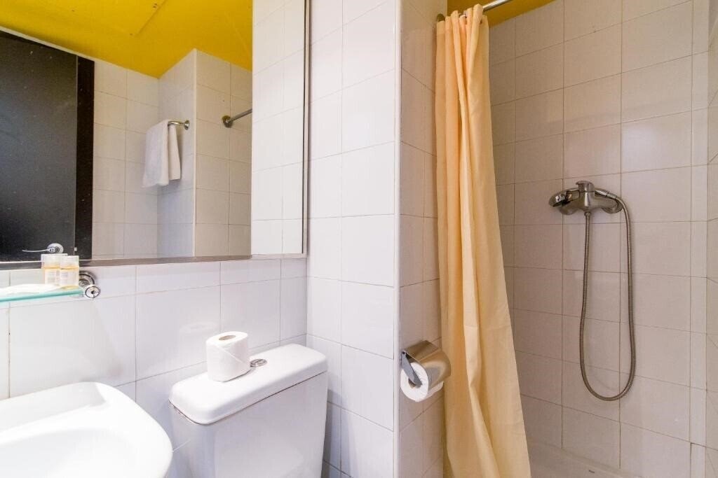 Фотографія Colors 2*