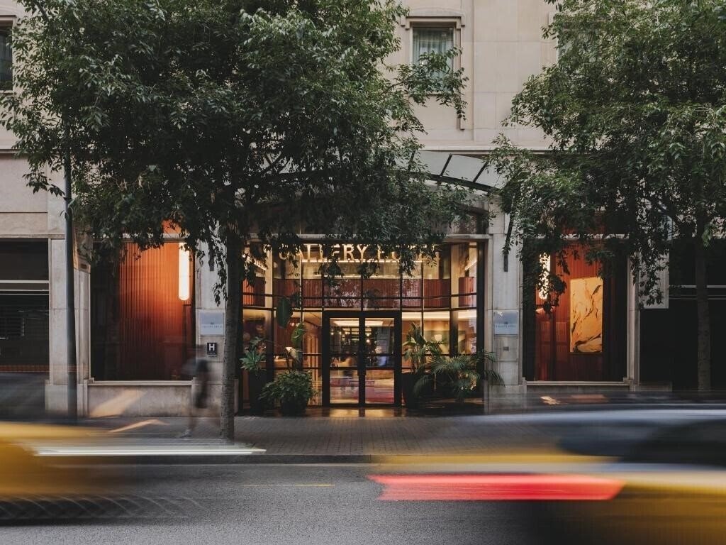 Изображение Gallery 4*