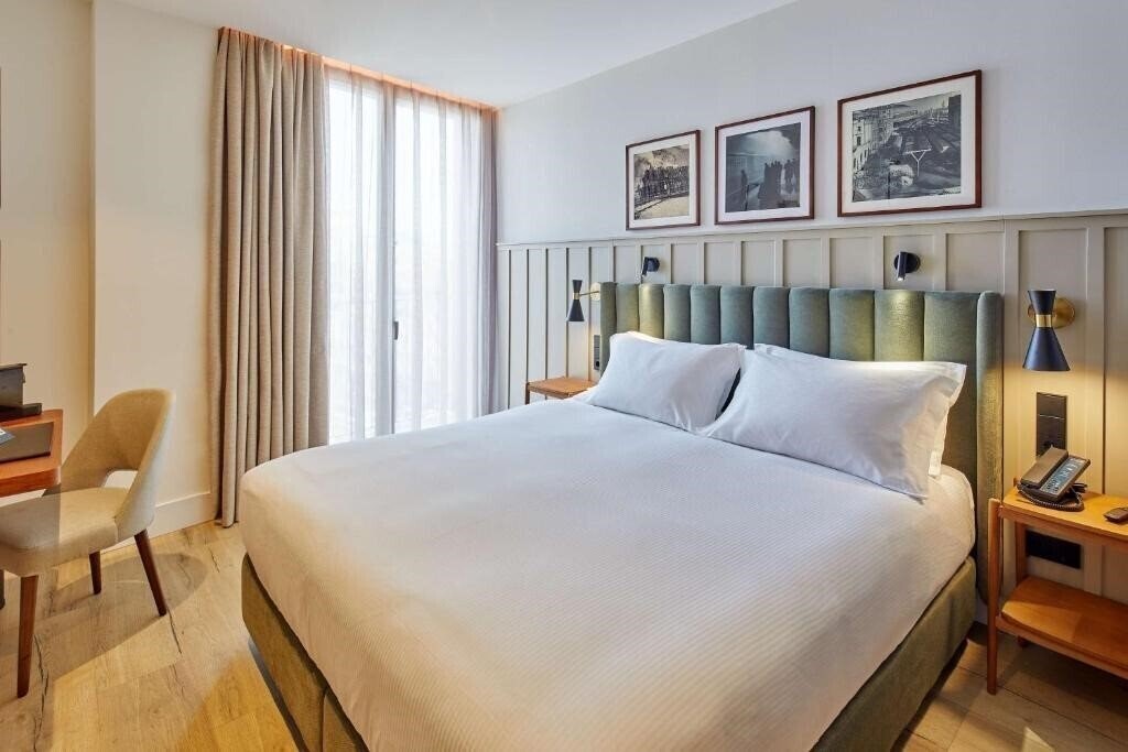 Obraz Via Barcelona 4*