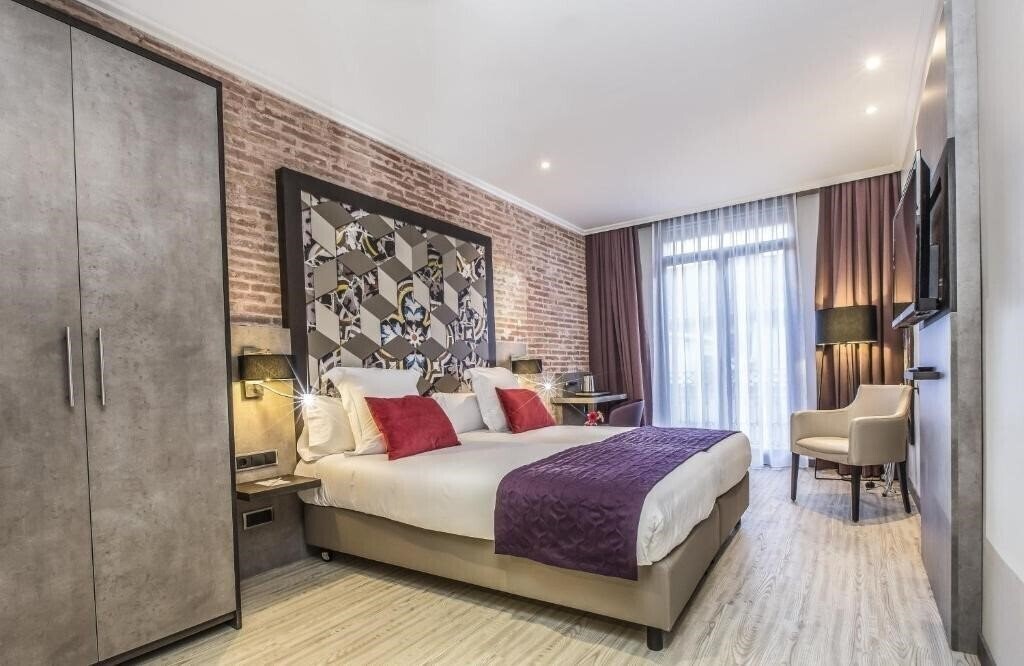 Zdjęcia Leonardo Hotel Barcelona Las Ramblas 3*