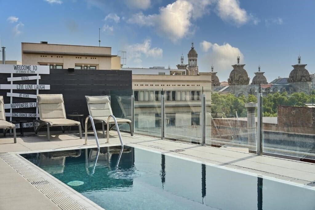 Hotel Catalonia Born 3*
