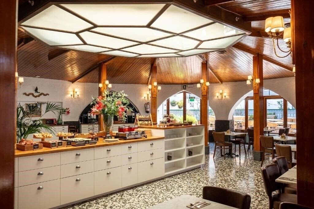 Zdjęcie Meson Castilla 2*