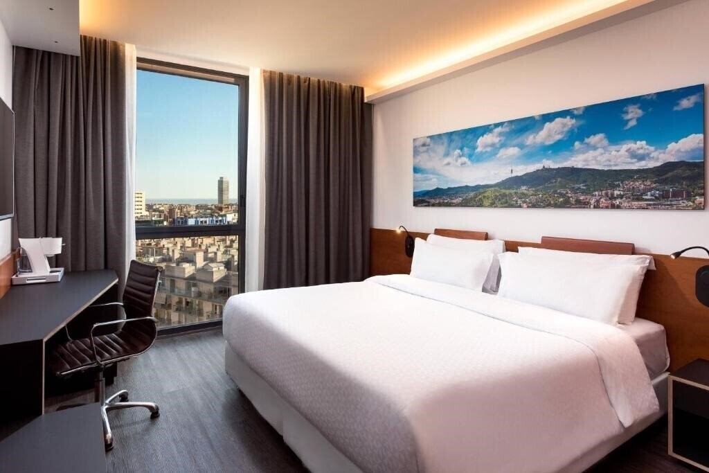 Zdjęcia Four Points By Sheraton Barcelona Diagonal 3*
