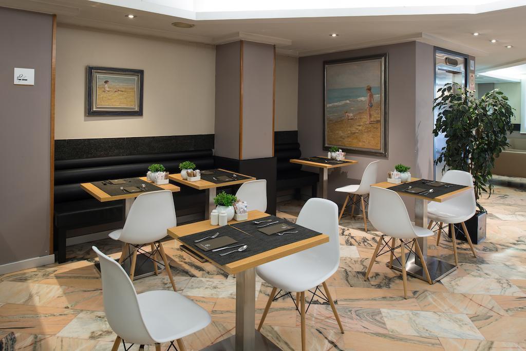 Фотографія Hotel Catalonia Albeniz 3*