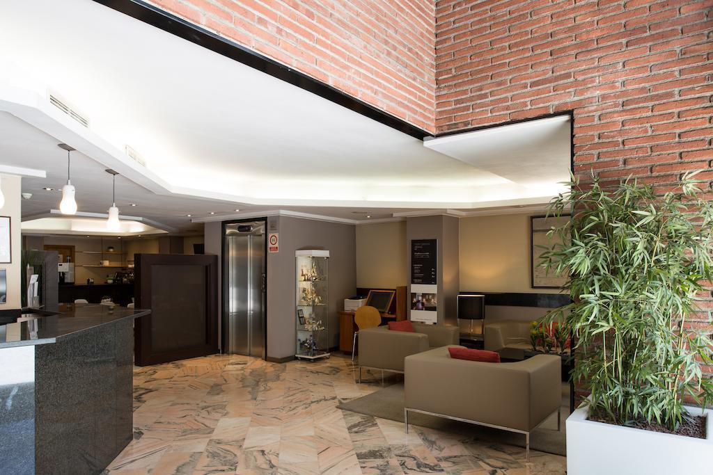 Зображення Hotel Catalonia Albeniz 3*