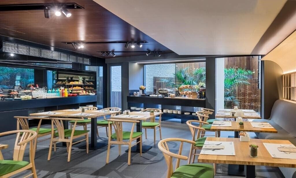 Зображення Occidental Diagonal 414 4*