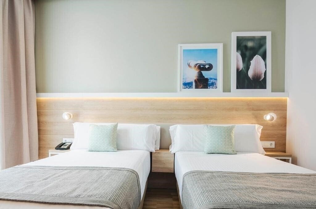 Изображение Golden Tulip 4*