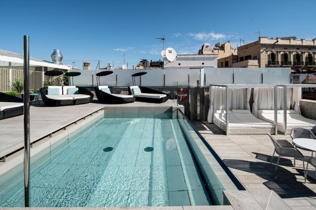 Hotel Catalonia Magdalenes 4*
