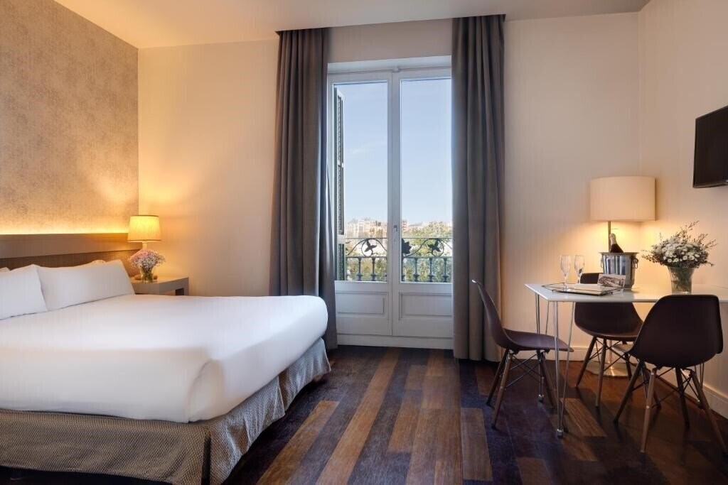 Zdjęcia Duquesa Suites Barcelona 4*