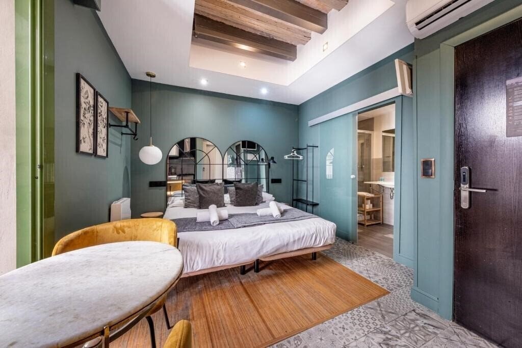 Фотографія Ainb Born Damas 3*