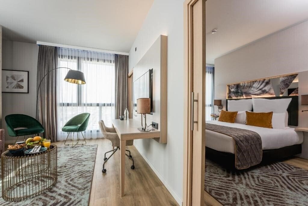 Zdjęcia Leonardo Royal Barcelona Fira 4*