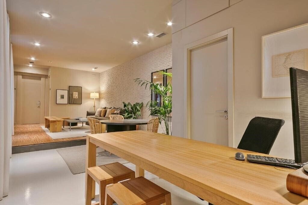 Картинка Uma Suites Pau Claris 3*