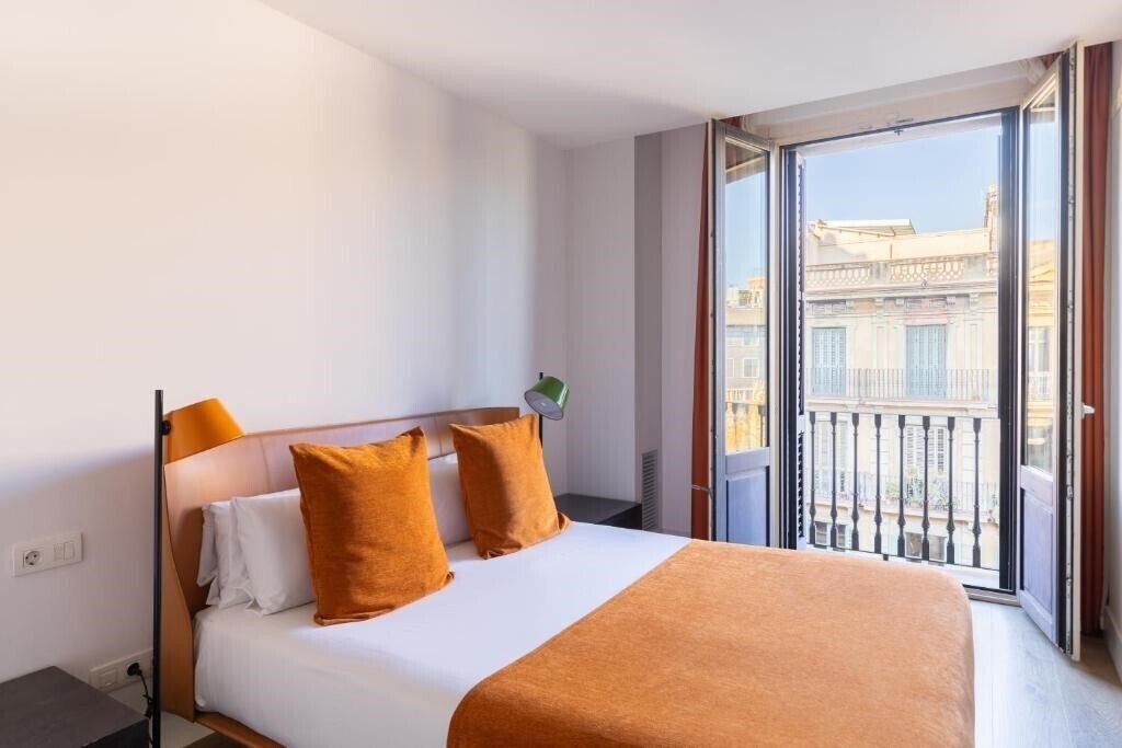 Готель Cosmo Apartments Passeig De Gracia 4*