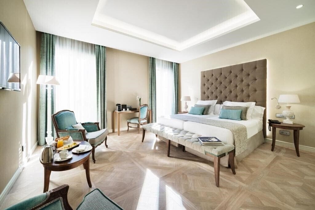 Фотография Lamaro 4*