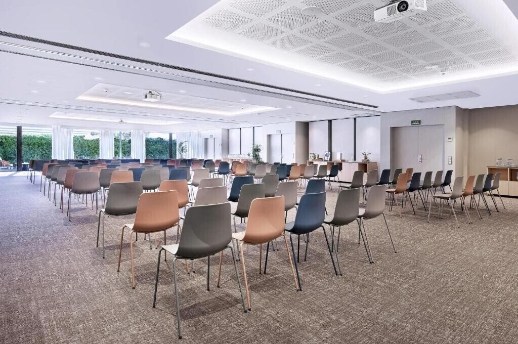 Obraz INNSiDE by Melia Barcelona Aeropuerto 4*