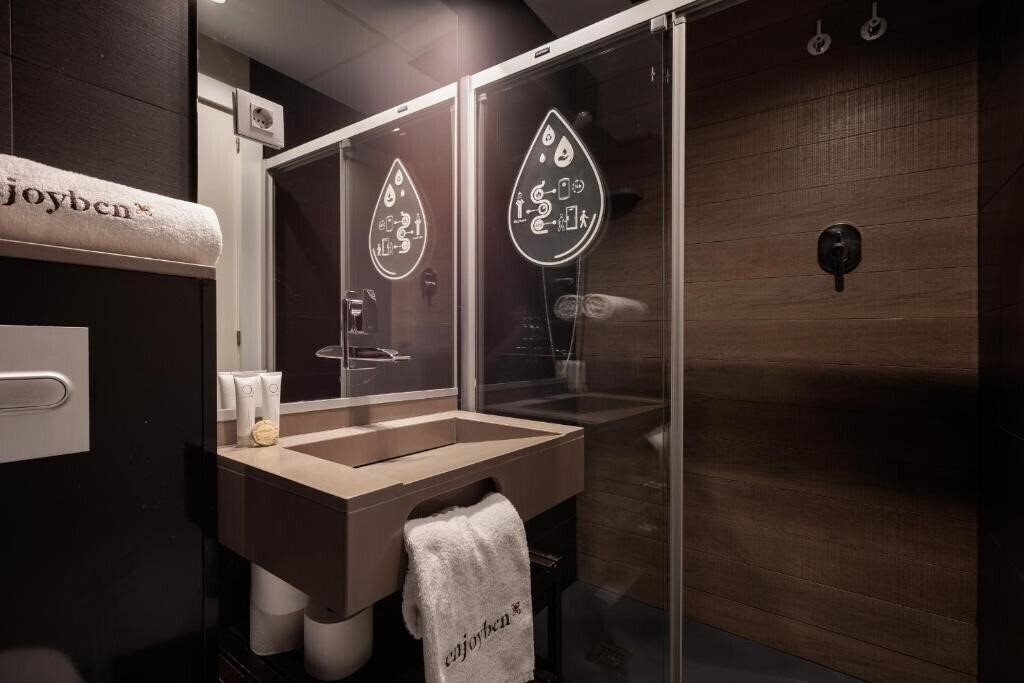 Zdjęcia Enjoybcn Miro Apartments 4*