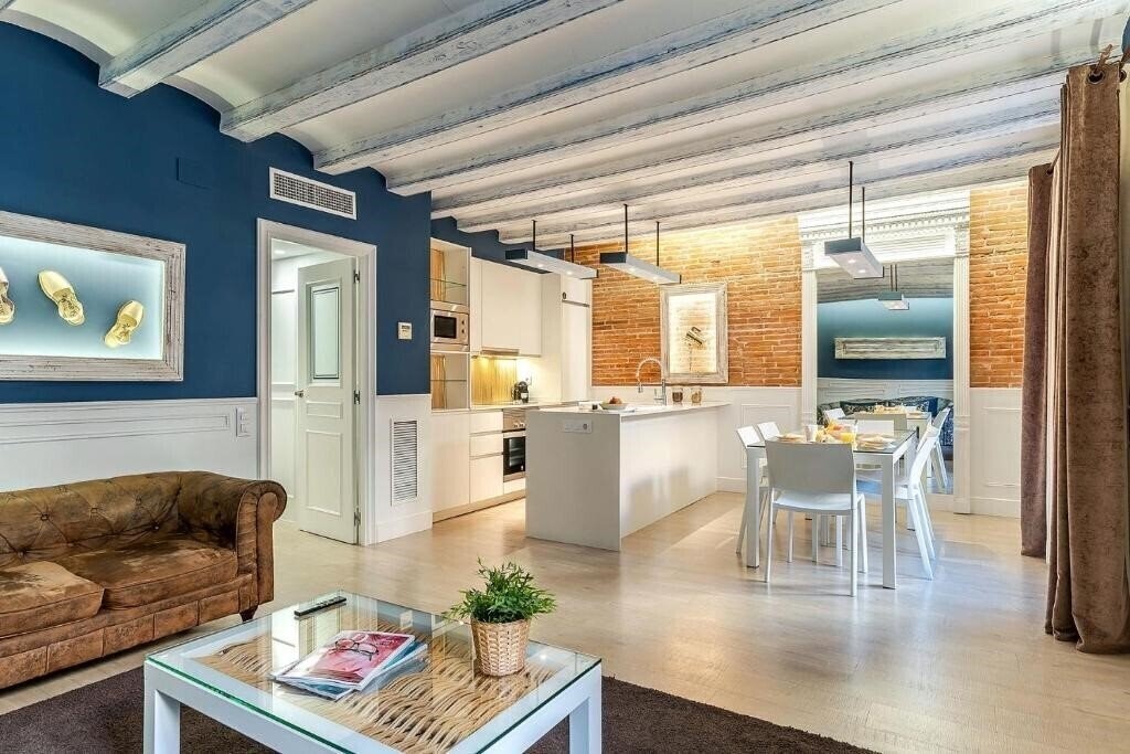 Obraz Enjoybcn Colon Apartments 4*