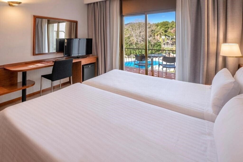 Zdjęcia Ciudad de Castelldefels 3*
