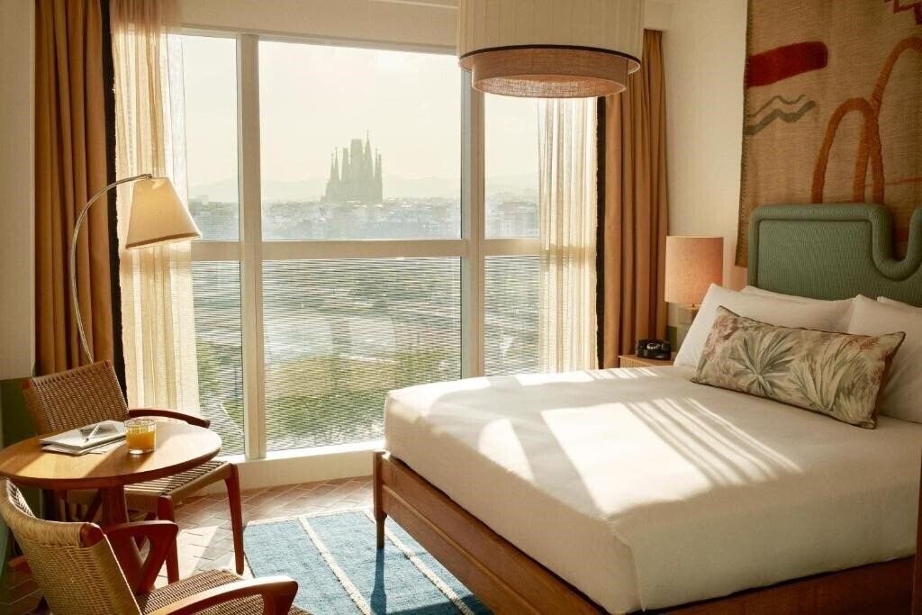 Hotel Silken Diagonal 4*