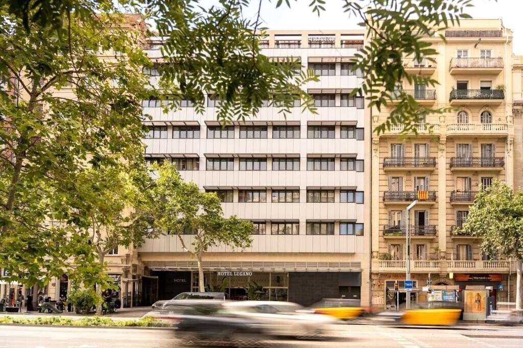 Готель Hcc Lugano 3*