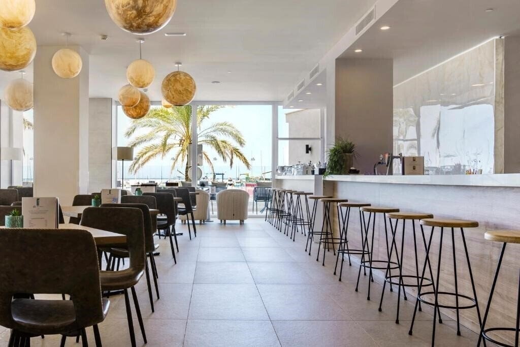 Картинка Las Arenas 4*