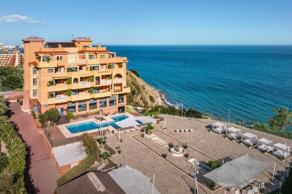 Hotel Casamaia Apartments Affiliated by Melia 4*